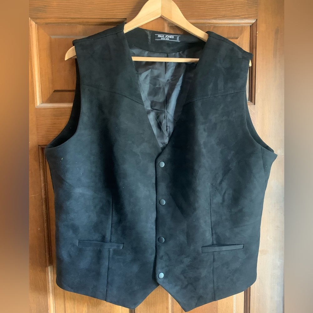 Paul Jones vest